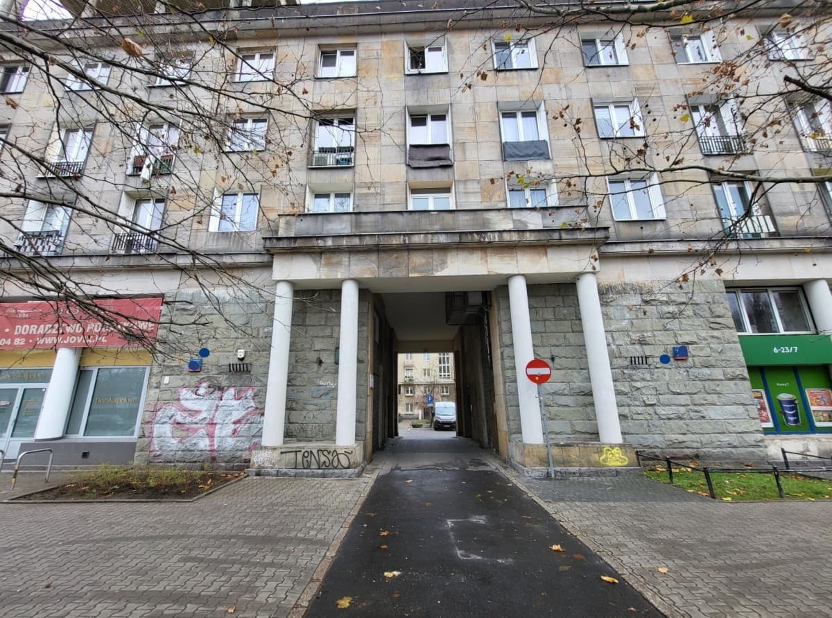 Urokliwa kamienica z balkonem - Photo 2