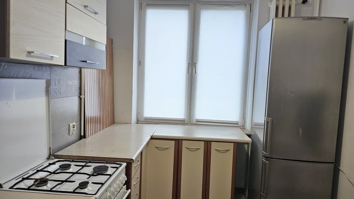 Mieszkanie w Pradze Północ, blisko metra Szewdzka - Photo 4