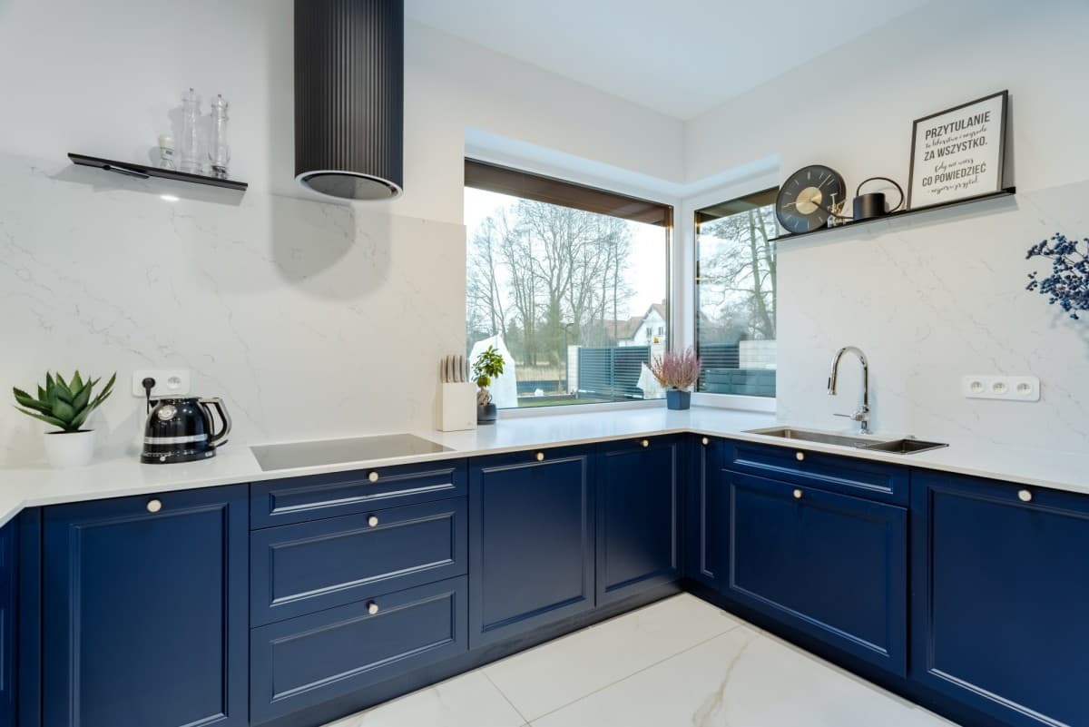 Zadbany bliźniak z 2024 roku na dużej działce - Main photo