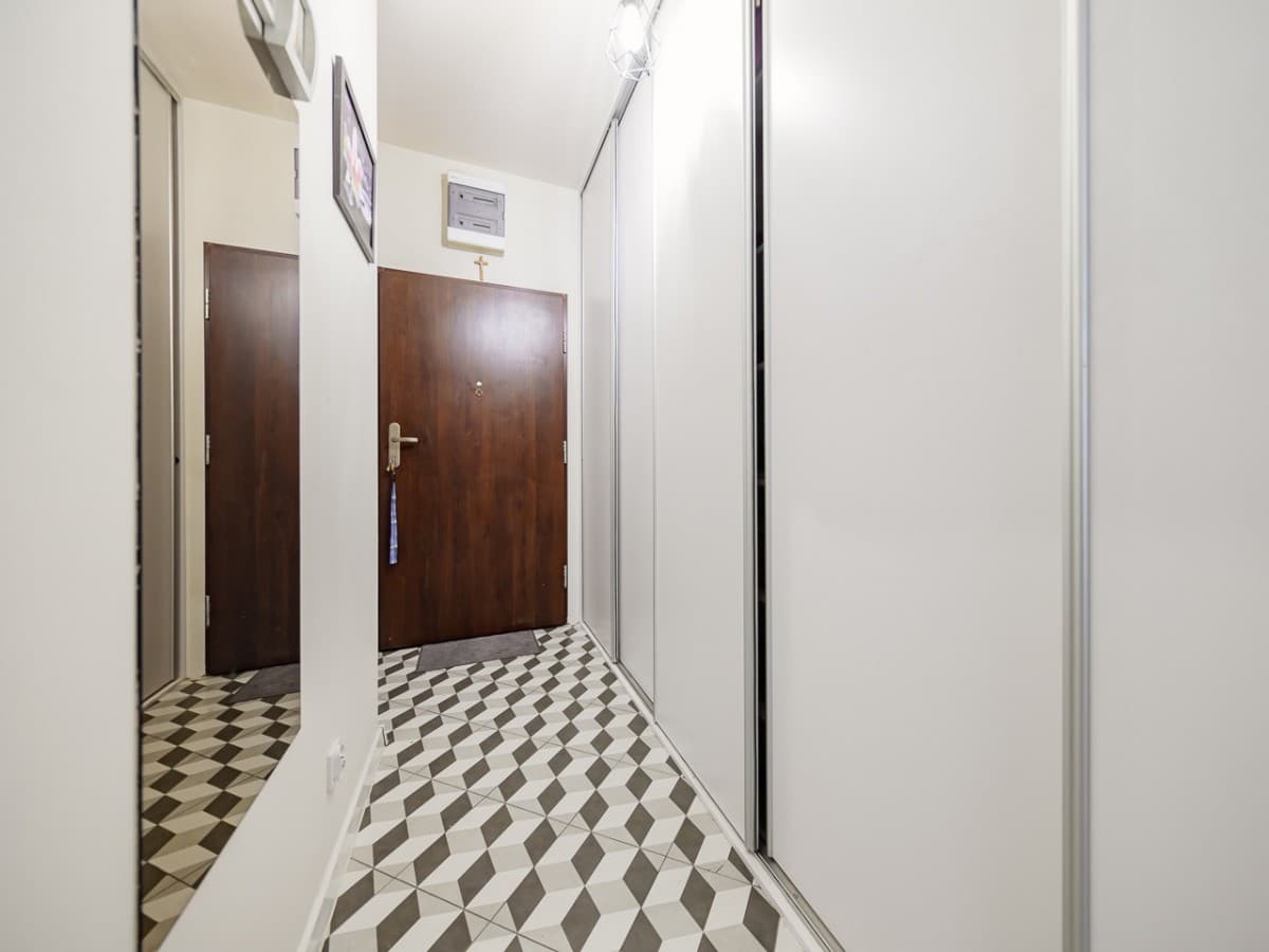 Kawalerka z dużym ogródkiem w budynku z 2022 roku - Photo 4