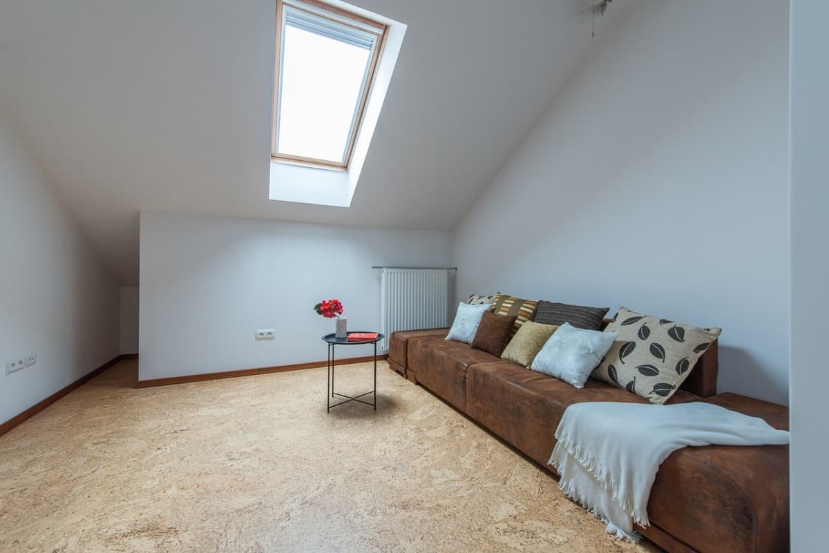 Urokliwy domek z widokiem na jezioro i dostępem do przystani - Photo 2