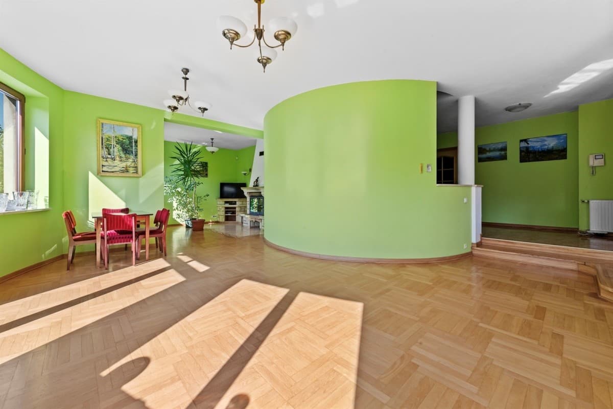 Przestronny dom 221m² na działce 818m² w Targówku - Photo 4