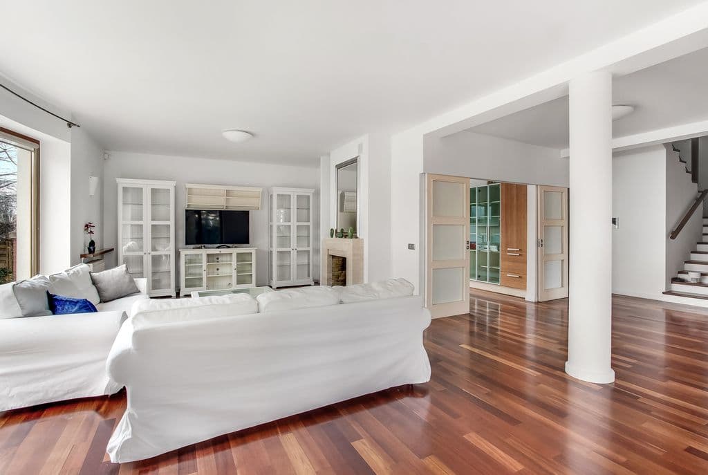 Przestronny dom 305 m2 na wynajem w Wilanowie - Photo 2