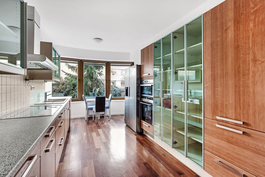 Przestronny dom 305 m2 na wynajem w Wilanowie - Photo 4