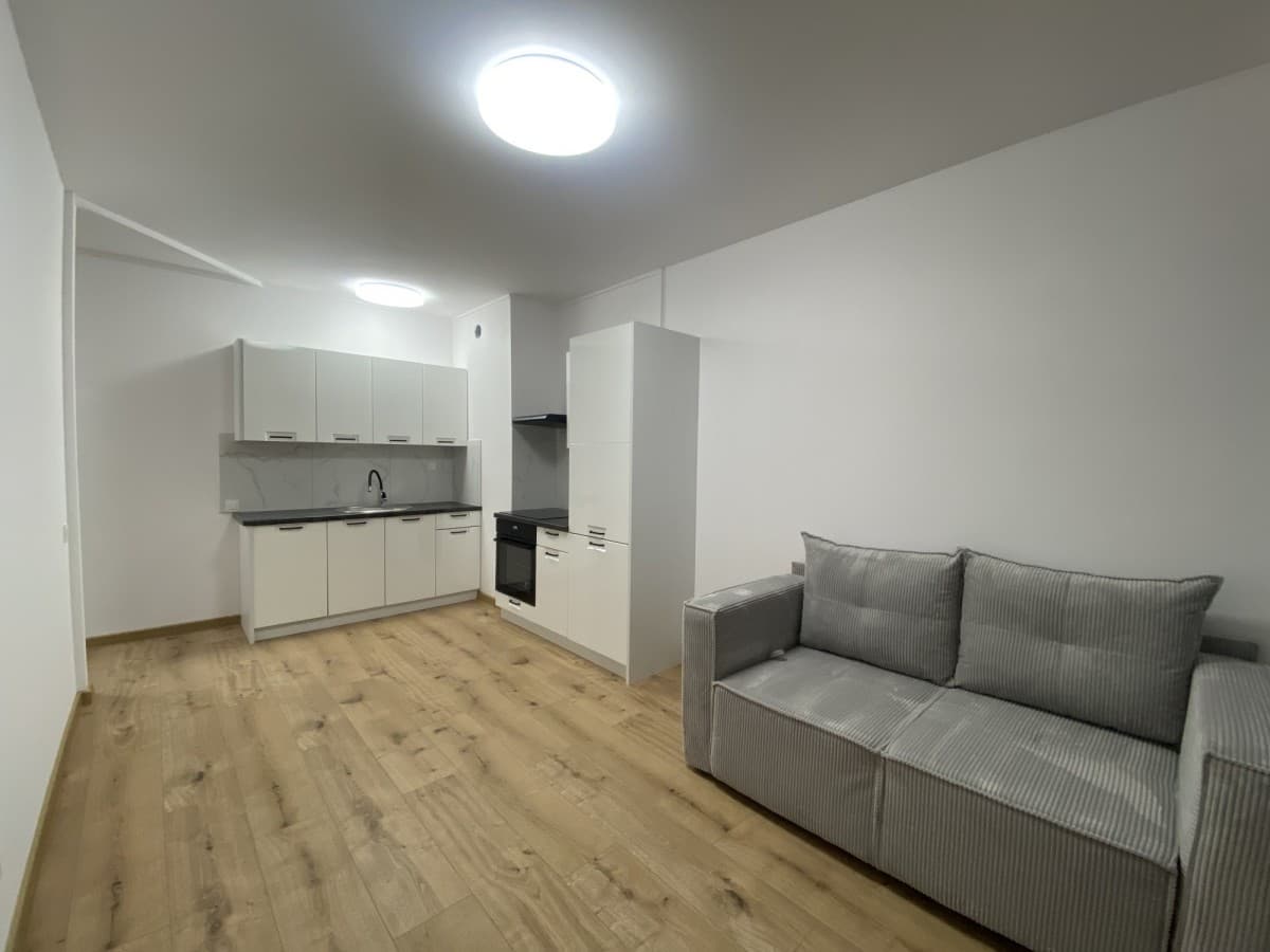 1-szy najemca, garaż, blisko metra - Photo 2