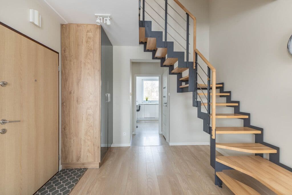 Przestronne dwupoziomowe mieszkanie 3-pok. w Piasecznie - Photo 4