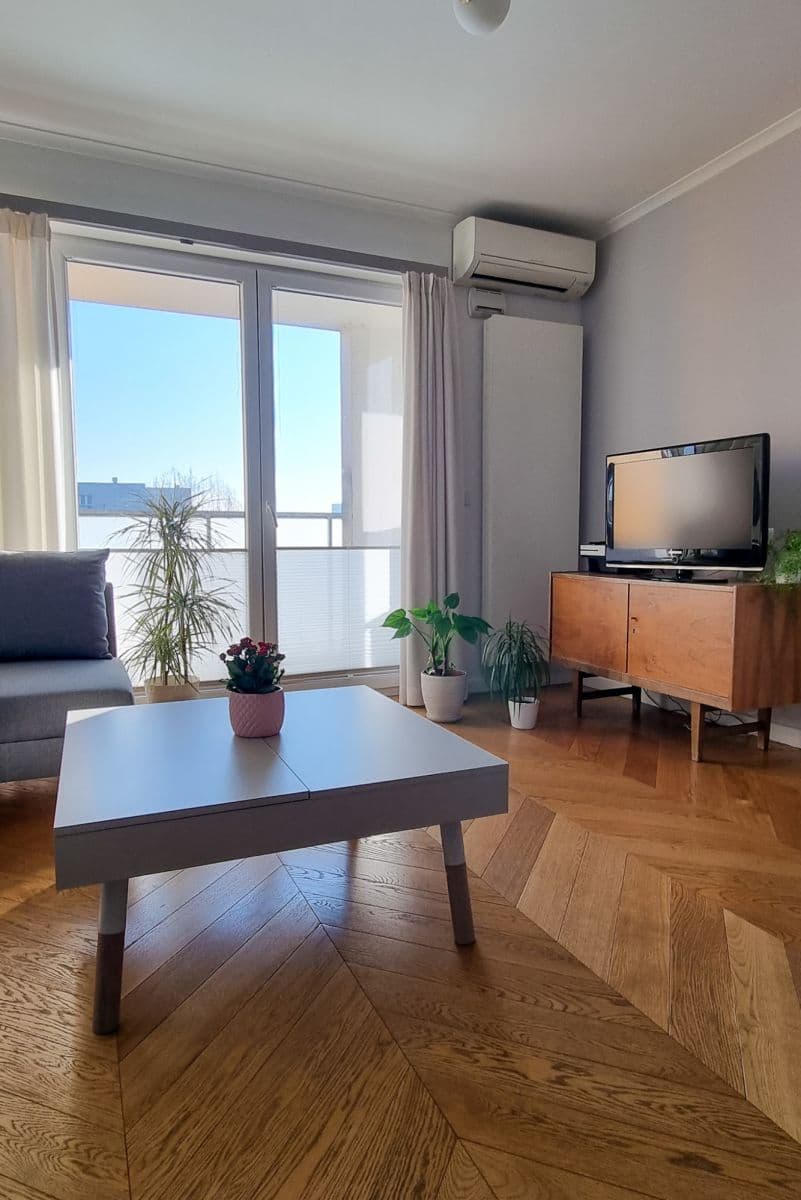 Nowy blok w doskonałej lokalizacji, ostatnie piętro - Main photo