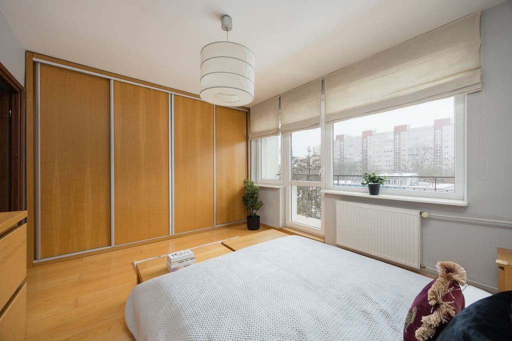 Przestronny apartament w pobliżu centrum - Photo 5