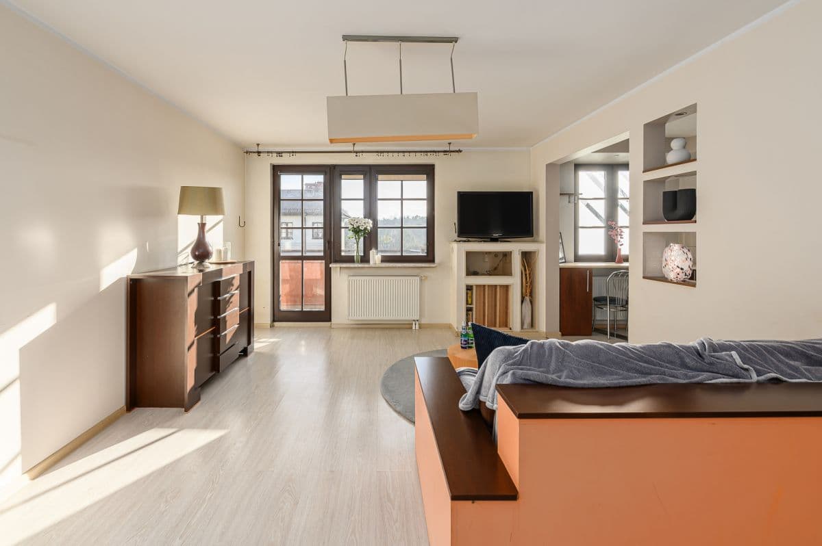 Rodzinne mieszkanie z balkonem na Mehofera - Photo 5