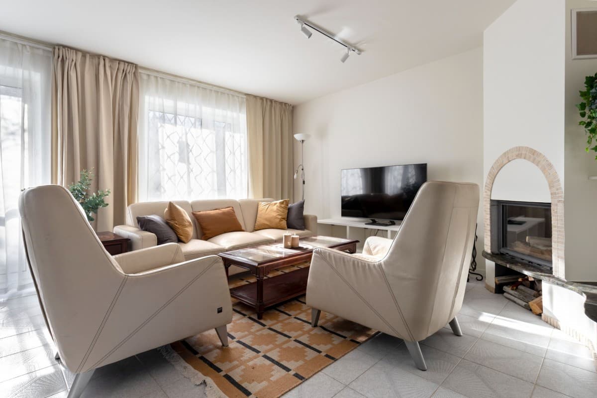 Ładny dom segmentowy przy Auchan Piaseczno - Main photo