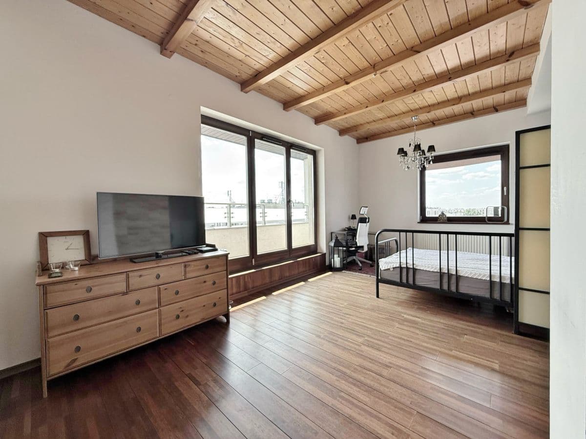 3-pokojowe mieszkanie w Bemowie z garażem - Photo 2