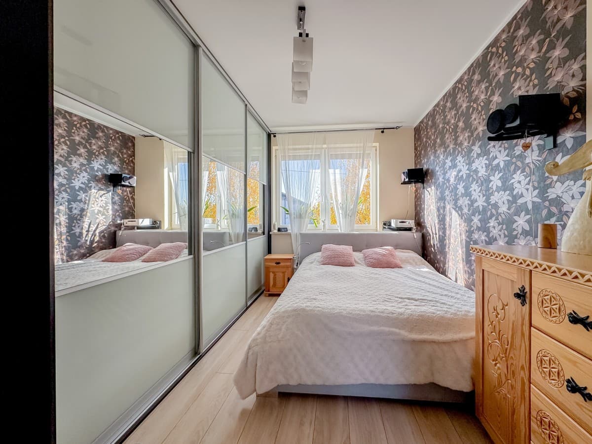 Przestronne, prywatne mieszkanie dwupoziomowe z ogrodem – 2