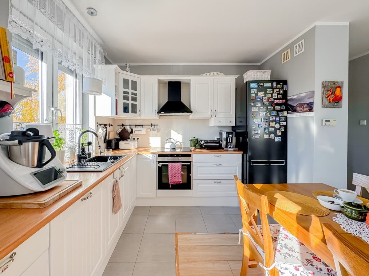 Przestronne, prywatne mieszkanie dwupoziomowe z ogrodem – 9