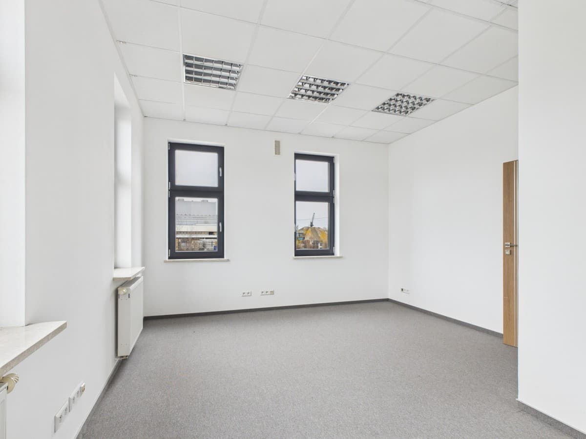 Funkcjonalne biuro 60 m² w Warsaw Film Center – 1