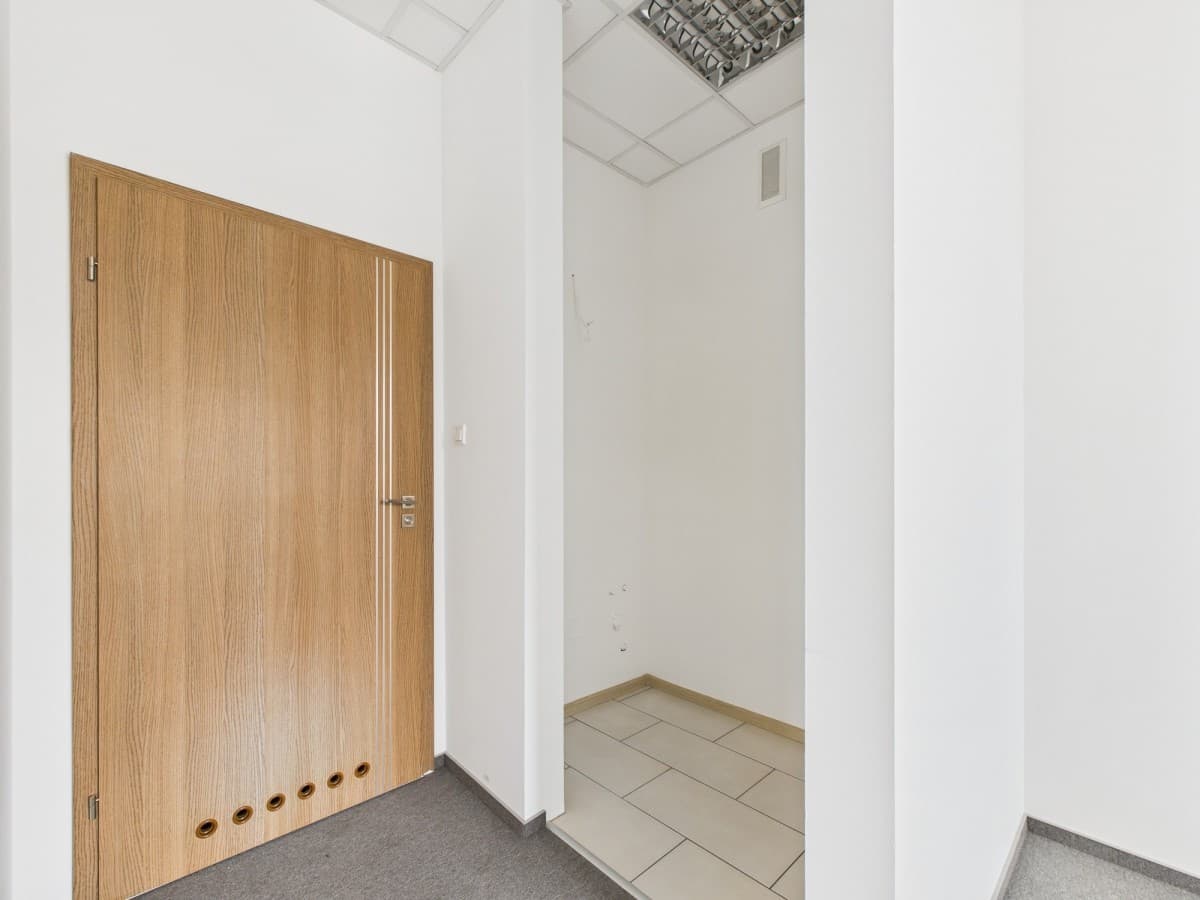 Funkcjonalne biuro 60 m² w Warsaw Film Center – 8