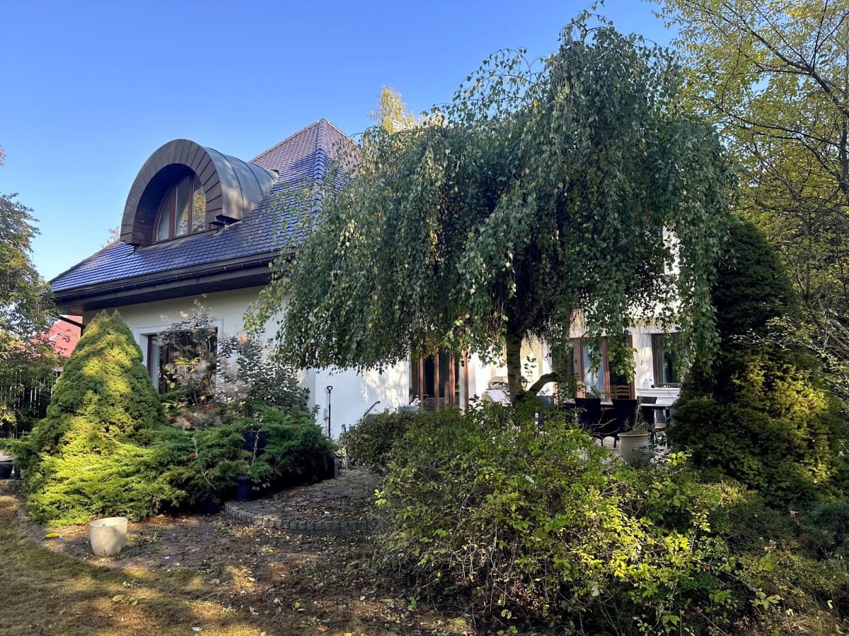 Przestronna willa z jacuzzi na cichej ulicy – 20