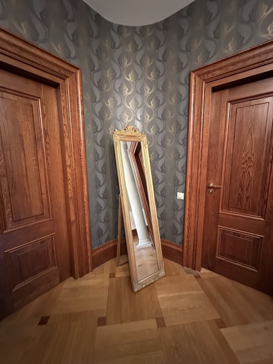 Przestronna willa z jacuzzi na cichej ulicy – 13