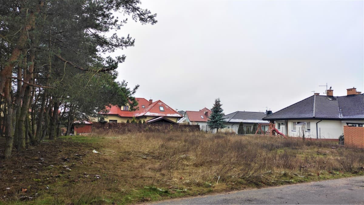 Działka budowlana z kanalizacją miejską – 8