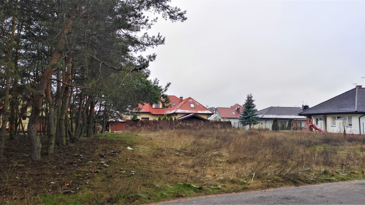 Działka budowlana z kanalizacją miejską – 9