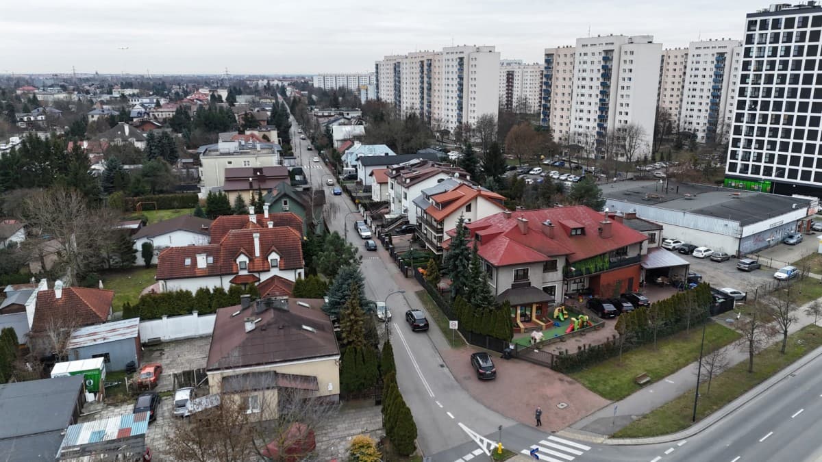 Działka inwestycyjna z zabudową usługową w Bemowie – 3