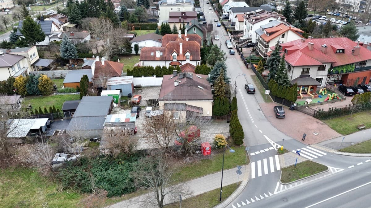 Działka inwestycyjna z zabudową usługową w Bemowie – 5