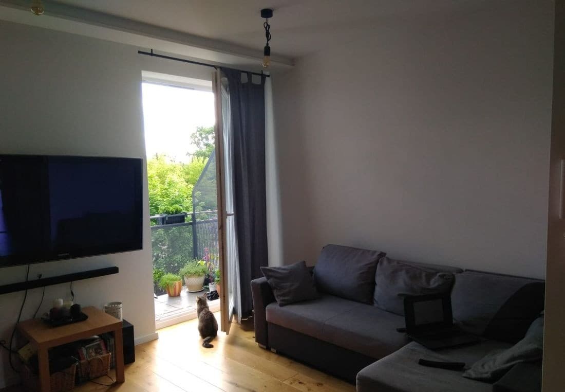 Przestronne 4-pokojowe mieszkanie dwupoziomowe z 2 garażami w Piasecznie – 1