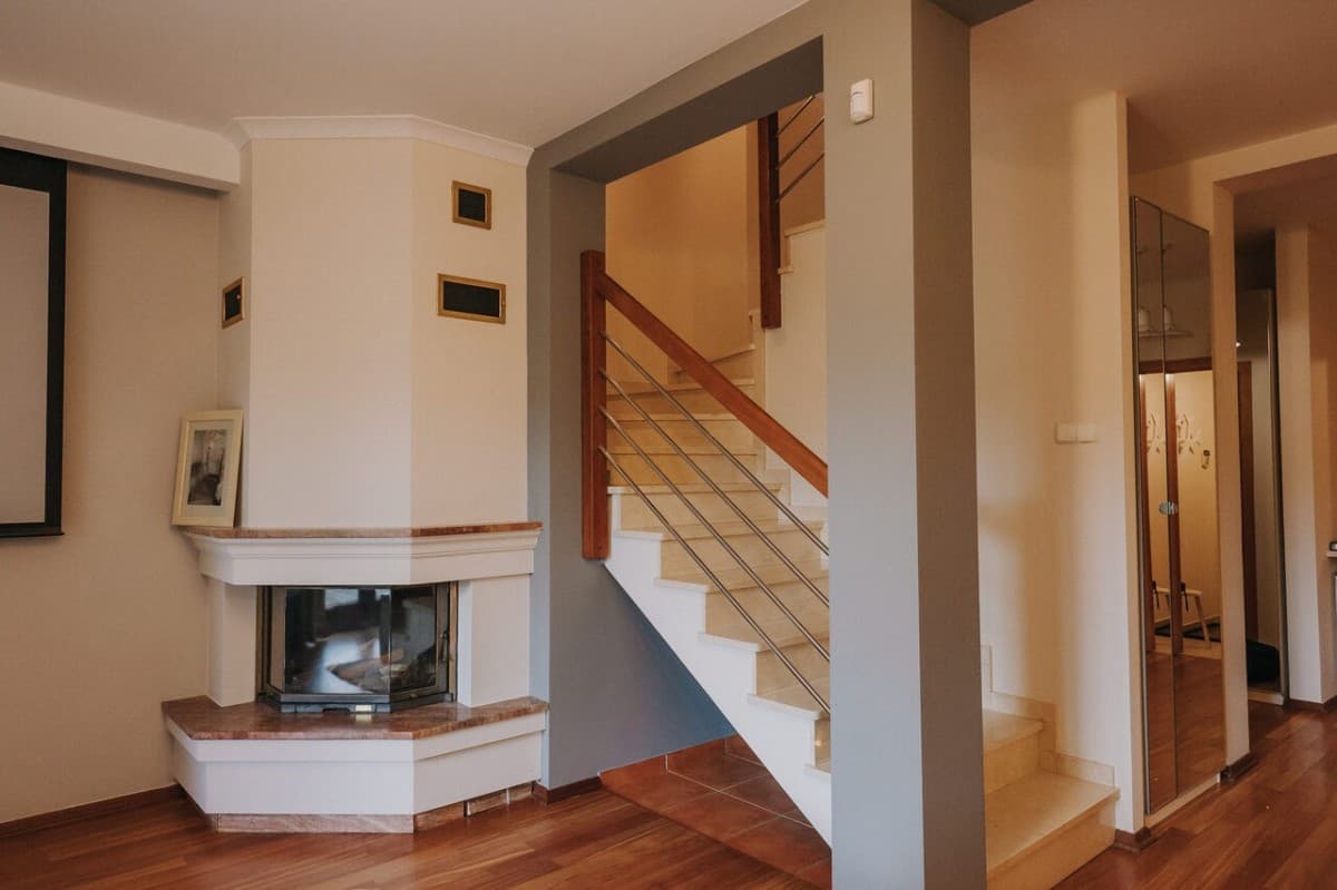 Przestronny 4-pokojowy segment w Konstancinie – 5