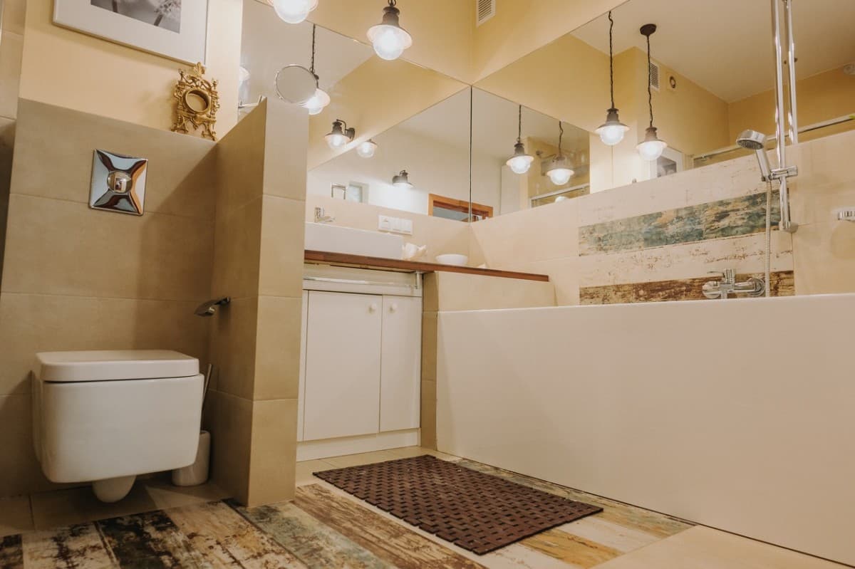 Przestronny 4-pokojowy segment w Konstancinie – 17