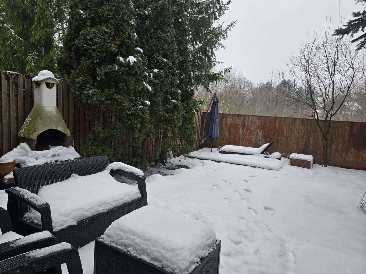 Przestronny 4-pokojowy segment w Konstancinie – 22