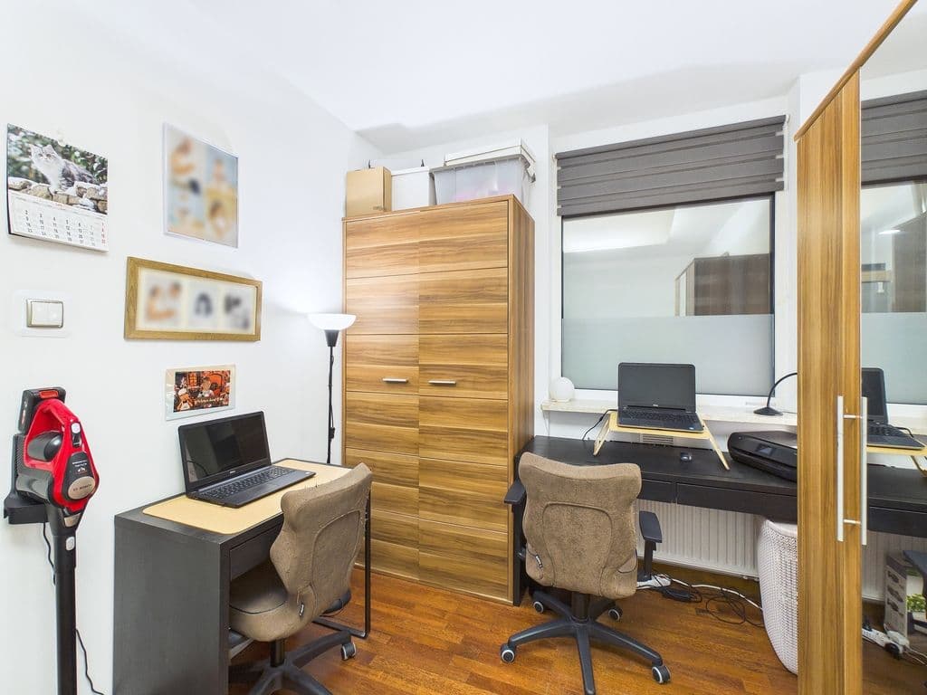 Przestronne mieszkanie 4-pokojowe z loggią – 11