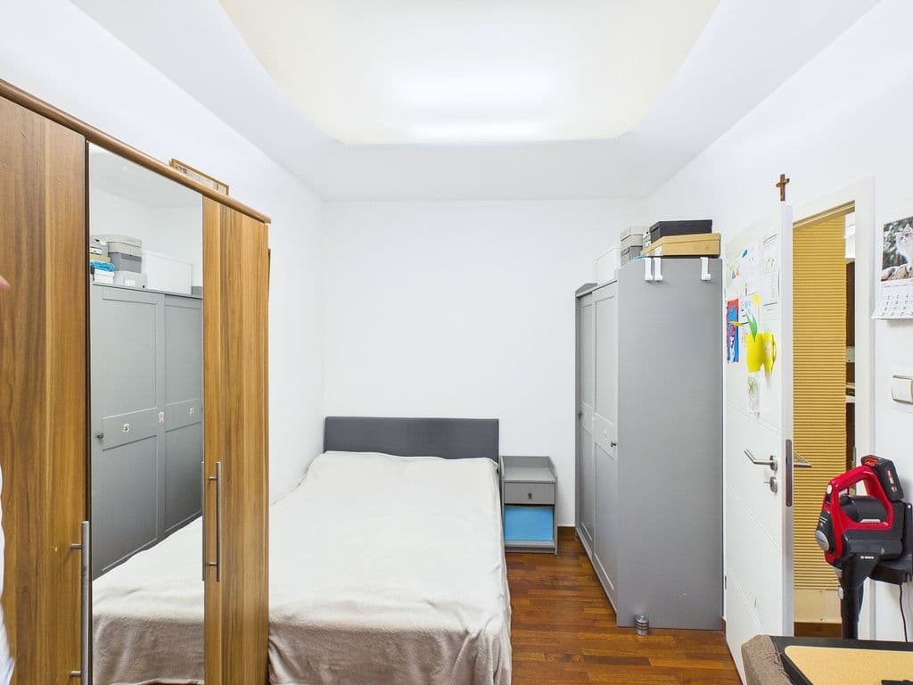 Przestronne mieszkanie 4-pokojowe z loggią – 12