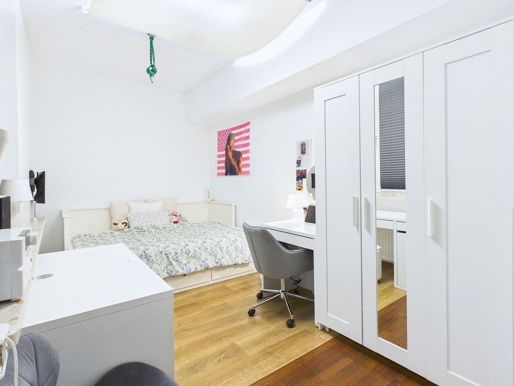 Przestronne mieszkanie 4-pokojowe z loggią – 17