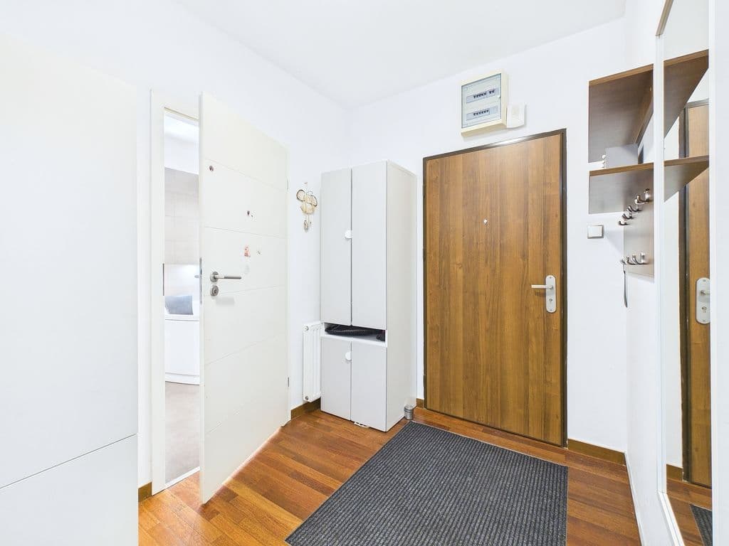 Przestronne mieszkanie 4-pokojowe z loggią – 18