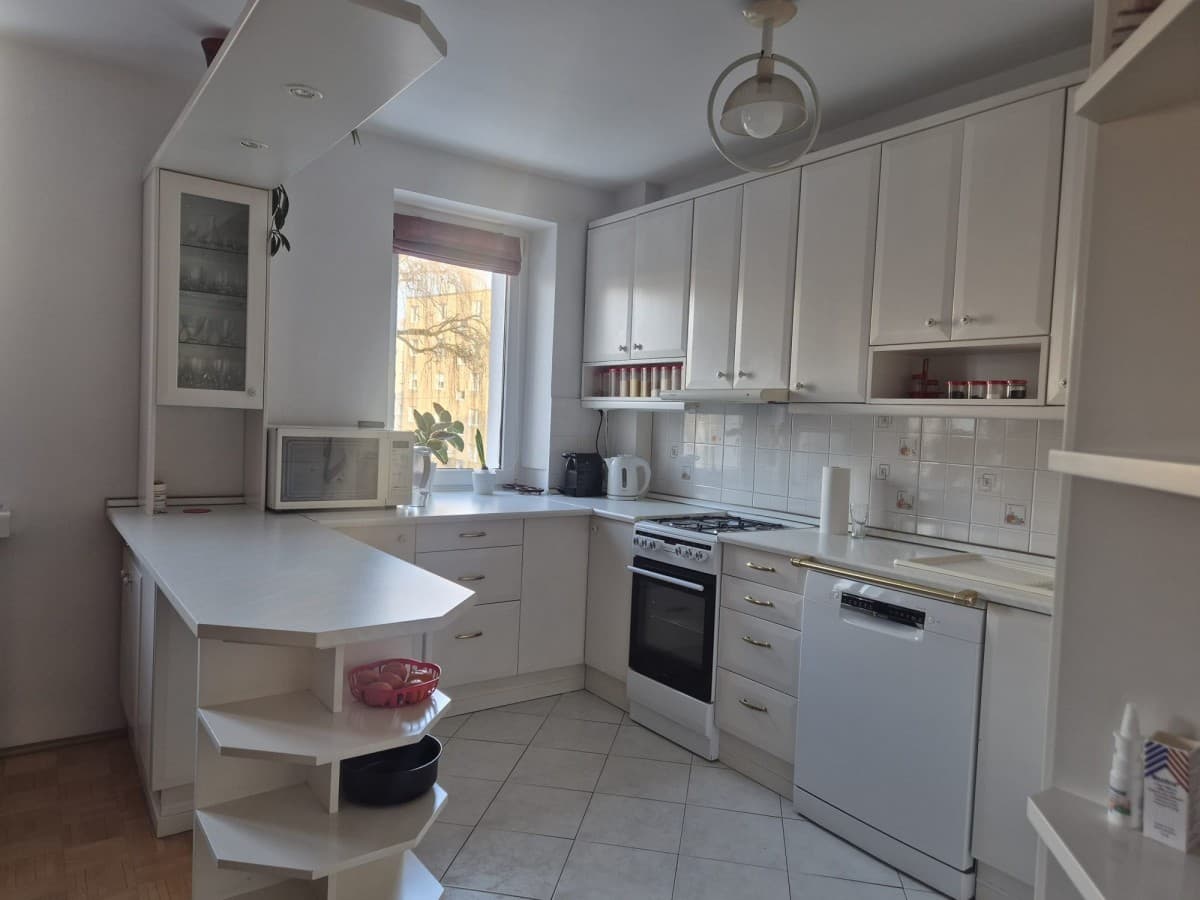 Przestronne 3-pokojowe mieszkanie w Ursusie – 2