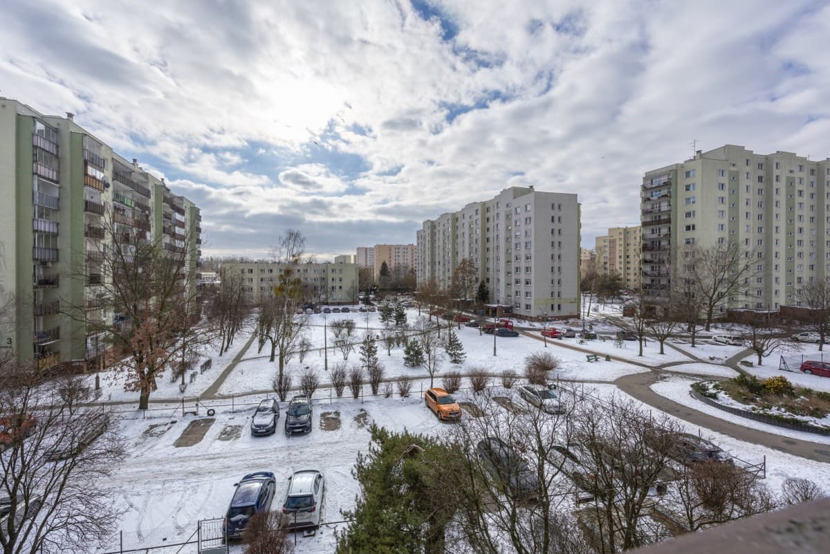 Komfortowe trzypokojowe mieszkanie w Bemowie z balkonem – 10