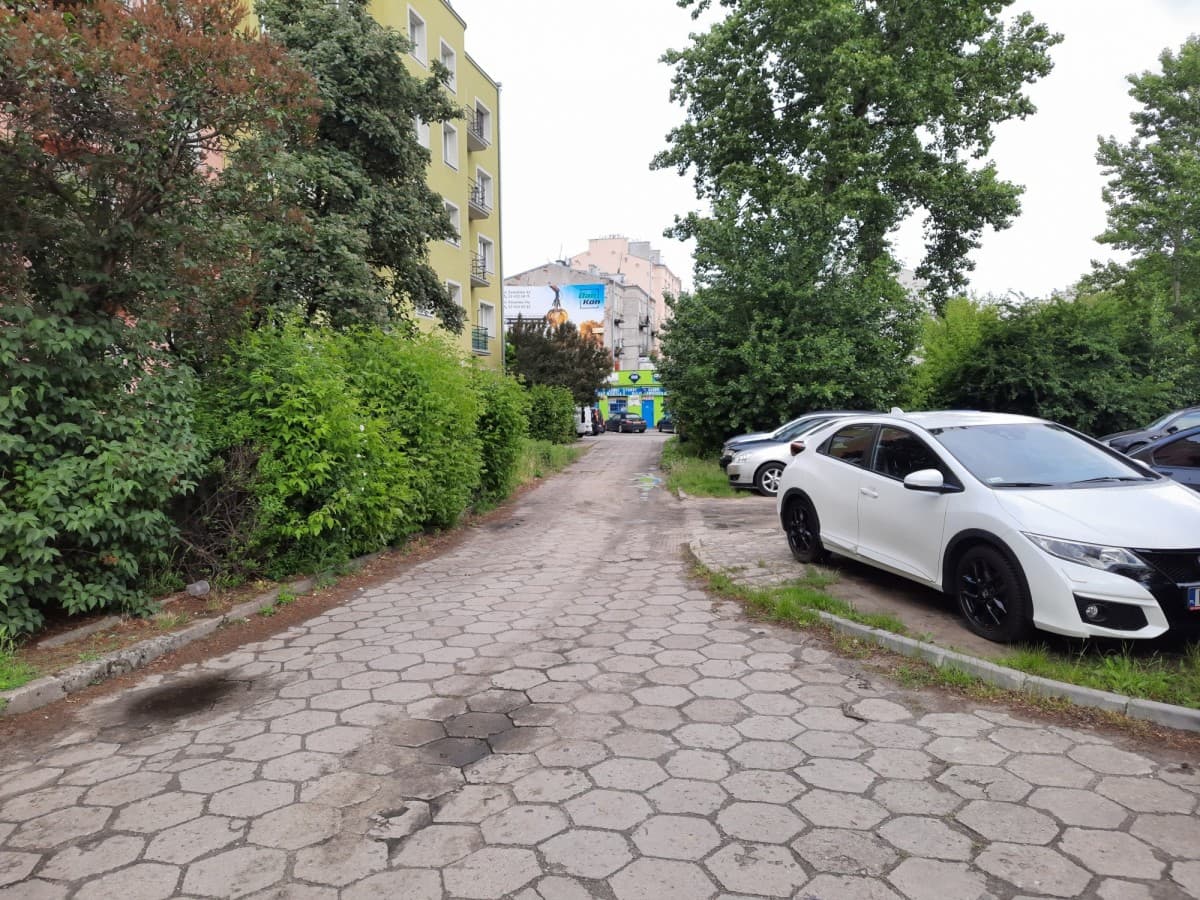 Cicha działka obok parku Na Kamionku – 2