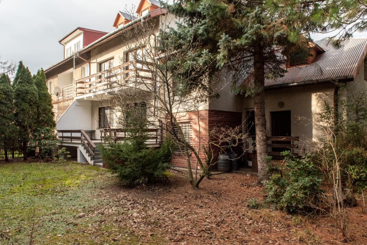 Przestronny dom 10-pokojowy w spokojnym Bemowie – 16