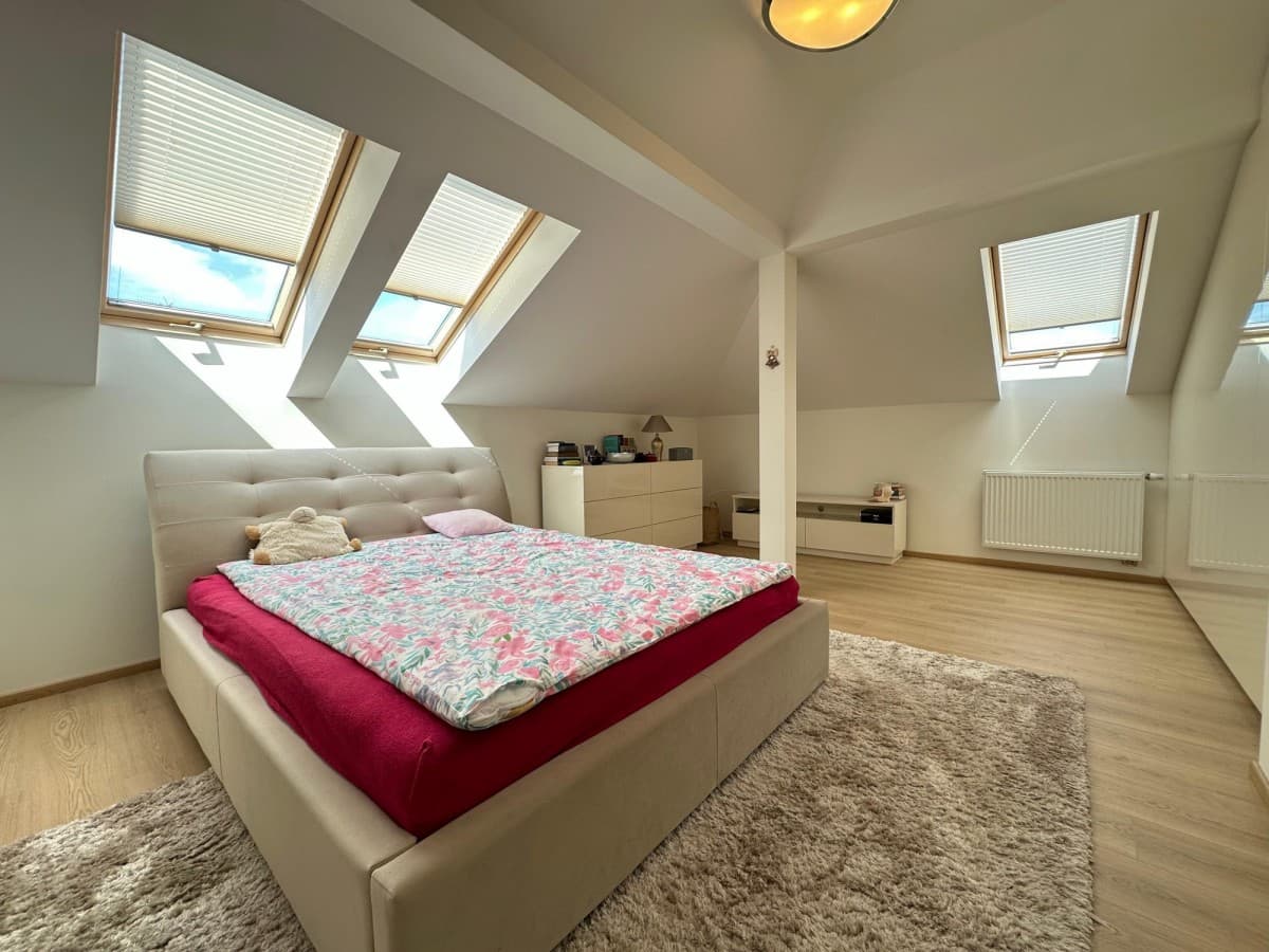 Luksusowy duplex z prywatnym ogrodem – 10