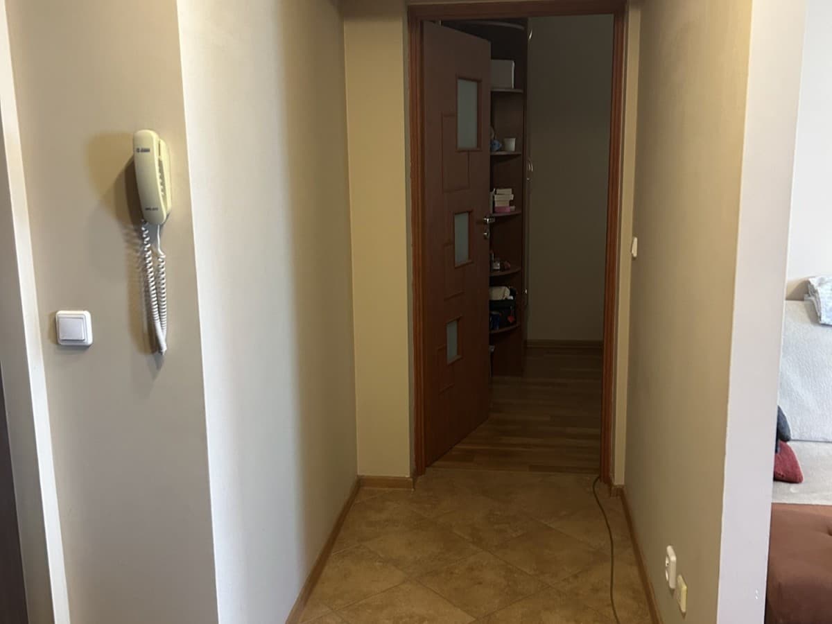 Mieszkanie 2-pokojowe przy stacji metra – 7