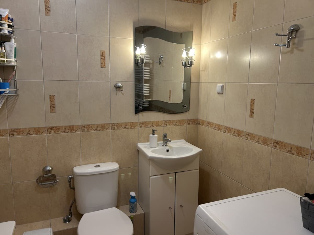 Mieszkanie 2-pokojowe przy stacji metra – 8