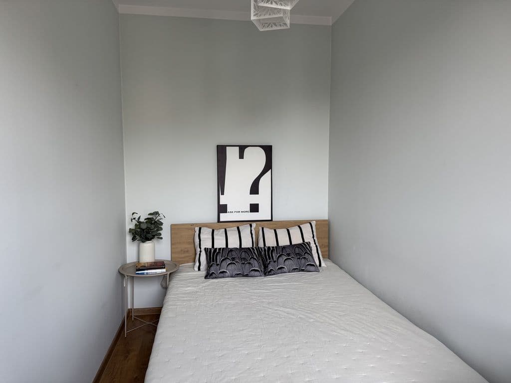 Jasna kawalerka z balkonem na Żoliborzu Artystycznym – 5