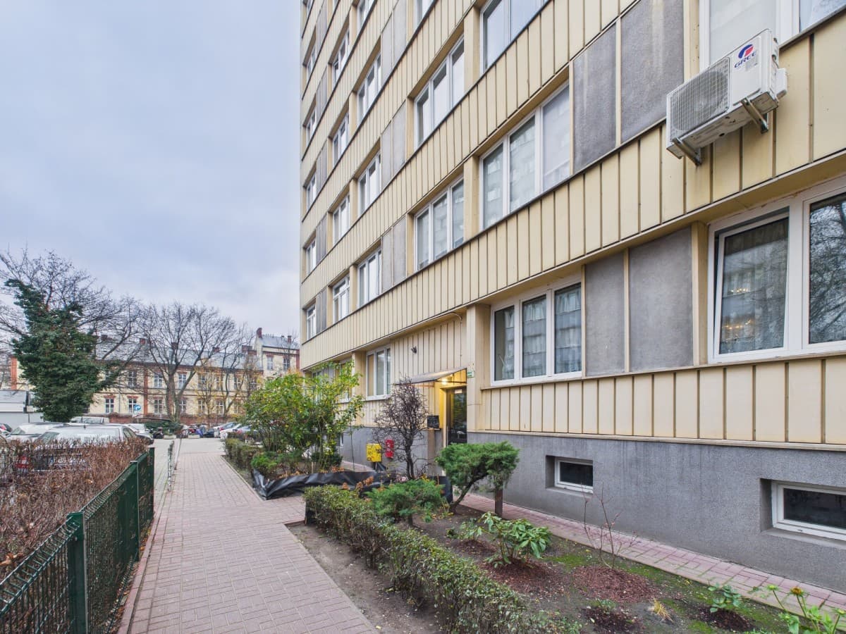 Mieszkanie dwupokojowe w atrakcyjnej lokalizacji – 10