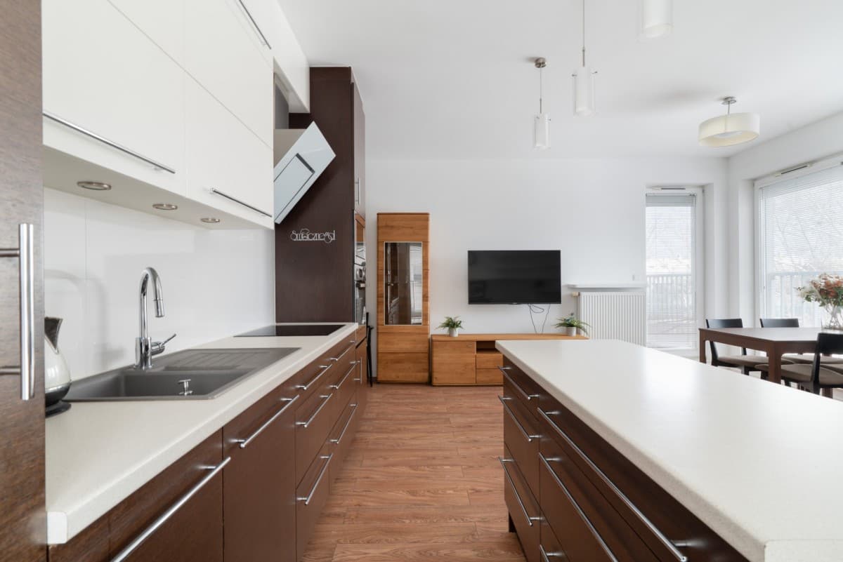 Przestronny, słoneczny 3-pokojowy apartament na Włochach – 6