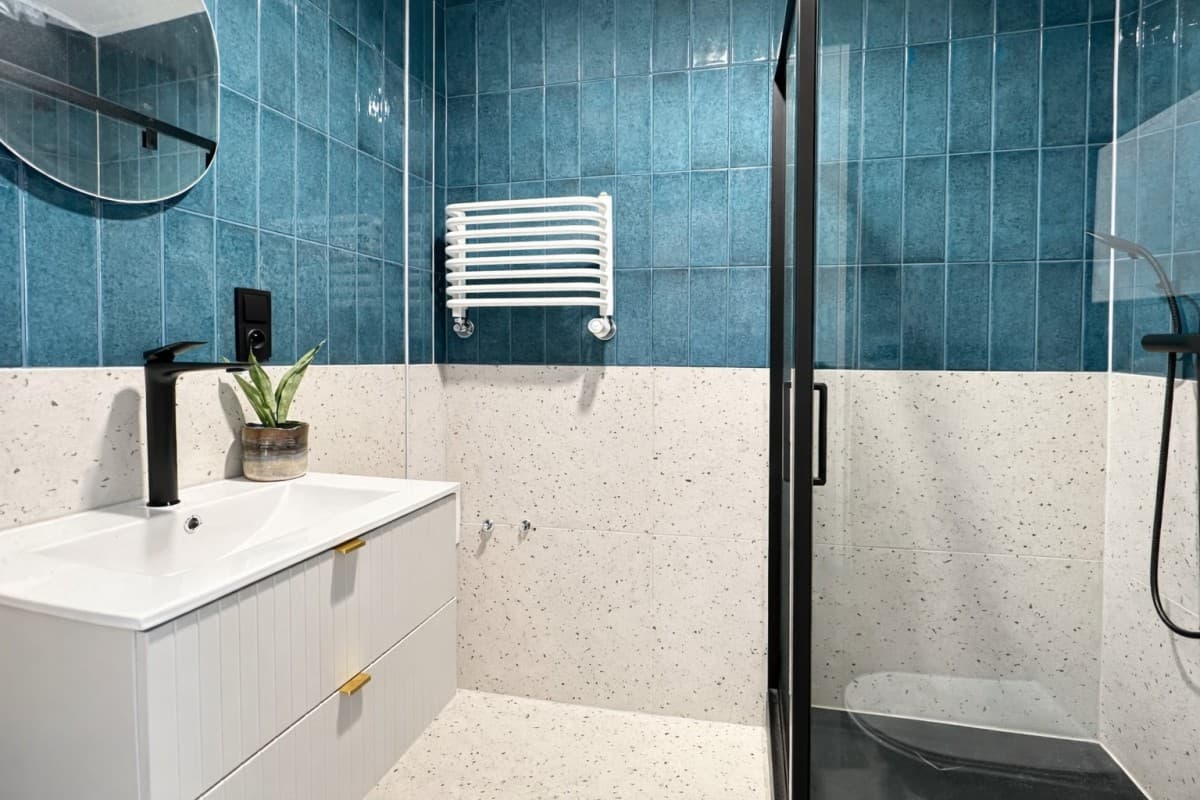 Remontowane 34 m² z oddzielną sypialnią i parkingiem – 3