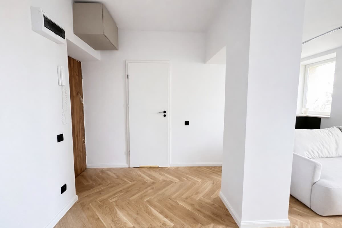 Remontowane 34 m² z oddzielną sypialnią i parkingiem – 10