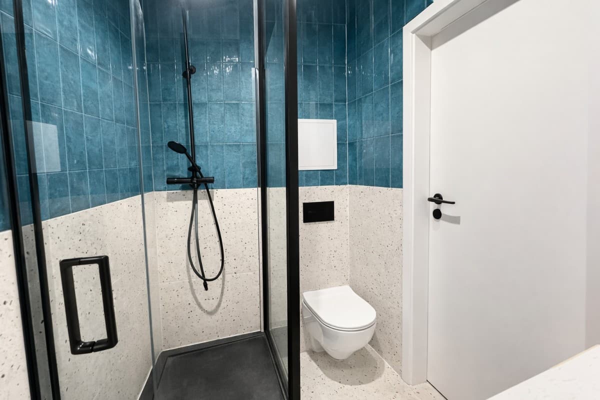 Remontowane 34 m² z oddzielną sypialnią i parkingiem – 13