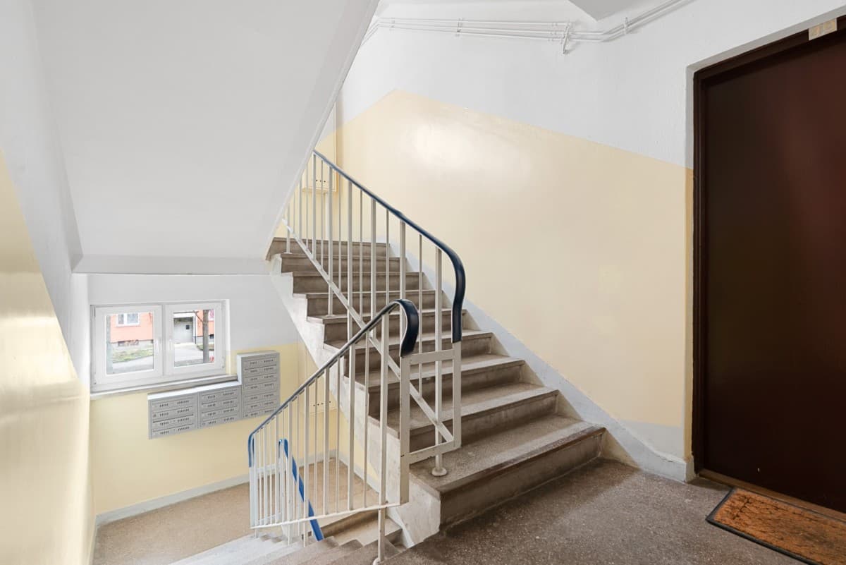 Dwustronne mieszkanie w sercu Starego Żoliborza – 9