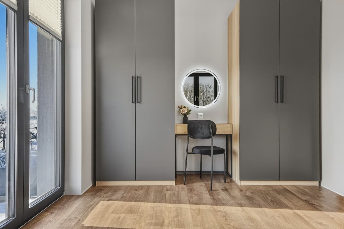 Nowoczesny dom bliźniak w zielonym otoczeniu – 19