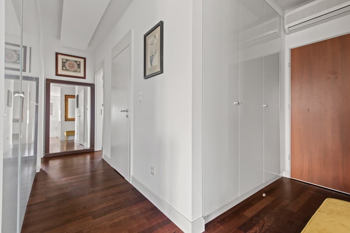 Komfortowy apartament z parkingiem w Starym Żoliborzu – 8