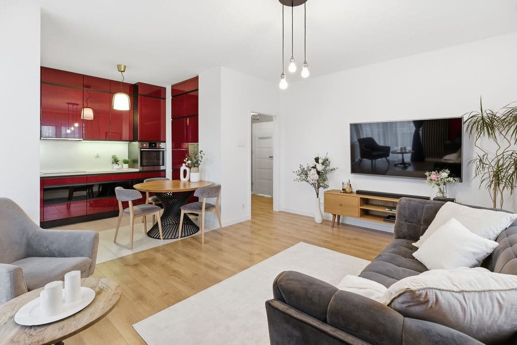 Jasne mieszkanie 2-pokojowe z balkonem i garażem – 4